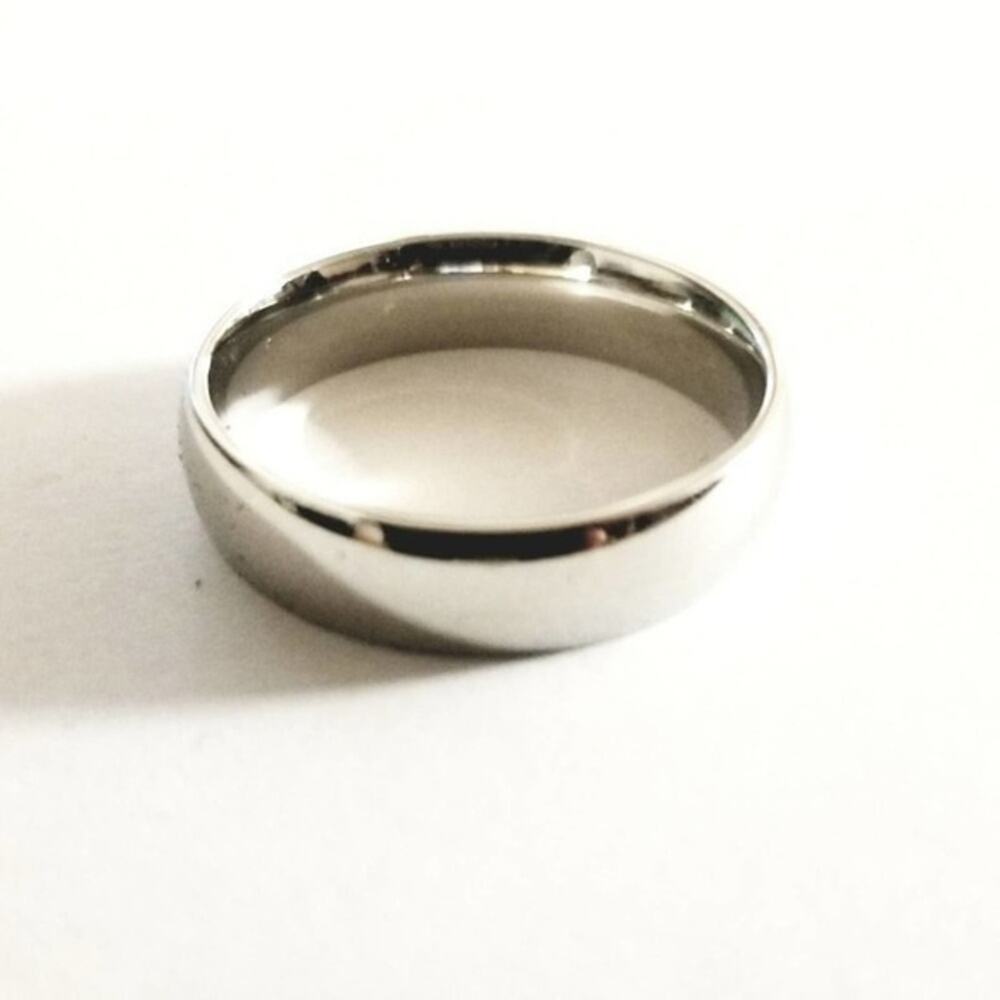 men's shiny 316L stainless steel silver wedding band ring size 11